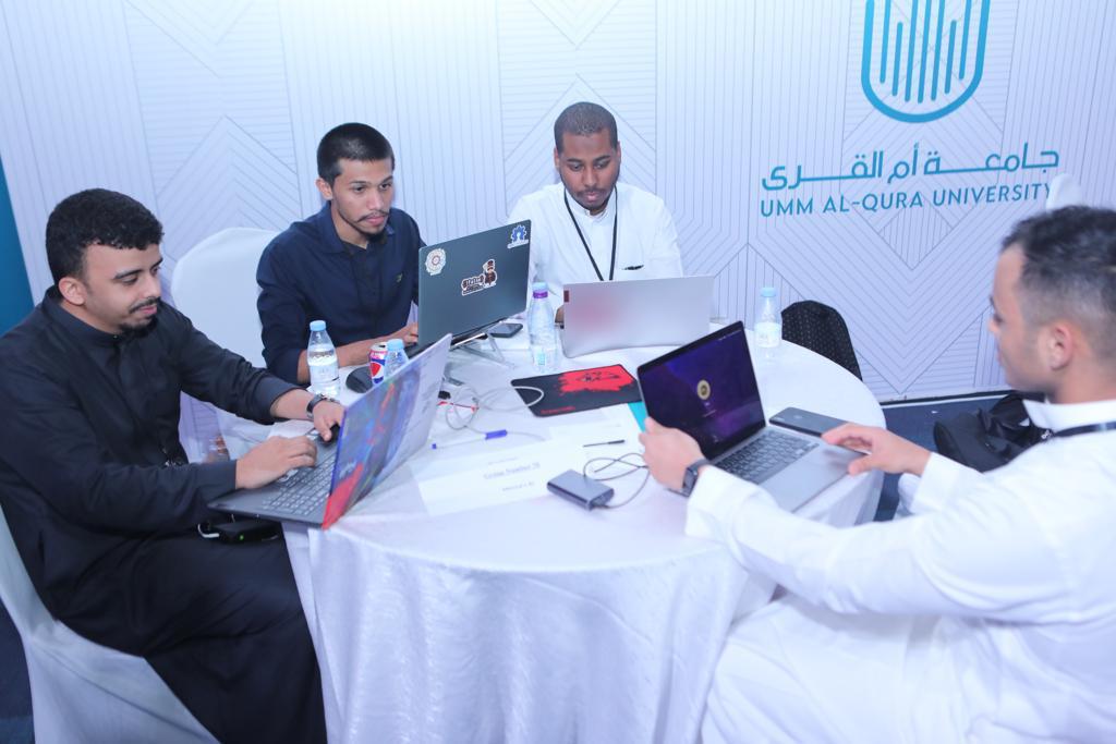 ملتقى المهنة والابتكار يقود خريجي جامعة أمِّ القُرى لسوق العمل